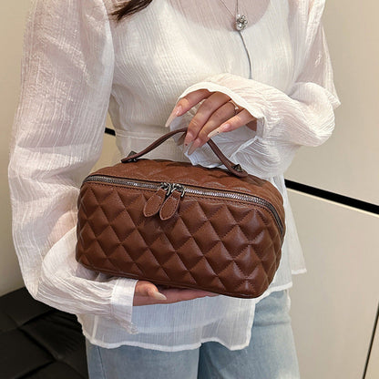 Női steppelt, nagy kapacitású utazási pipere táska